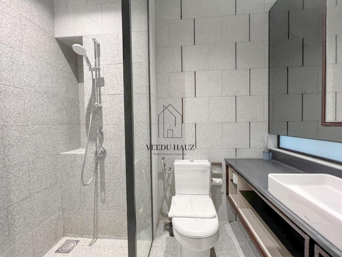 Scarletz Suites At Klcc By Veedu Hauz Kuala Lumpur Ngoại thất bức ảnh