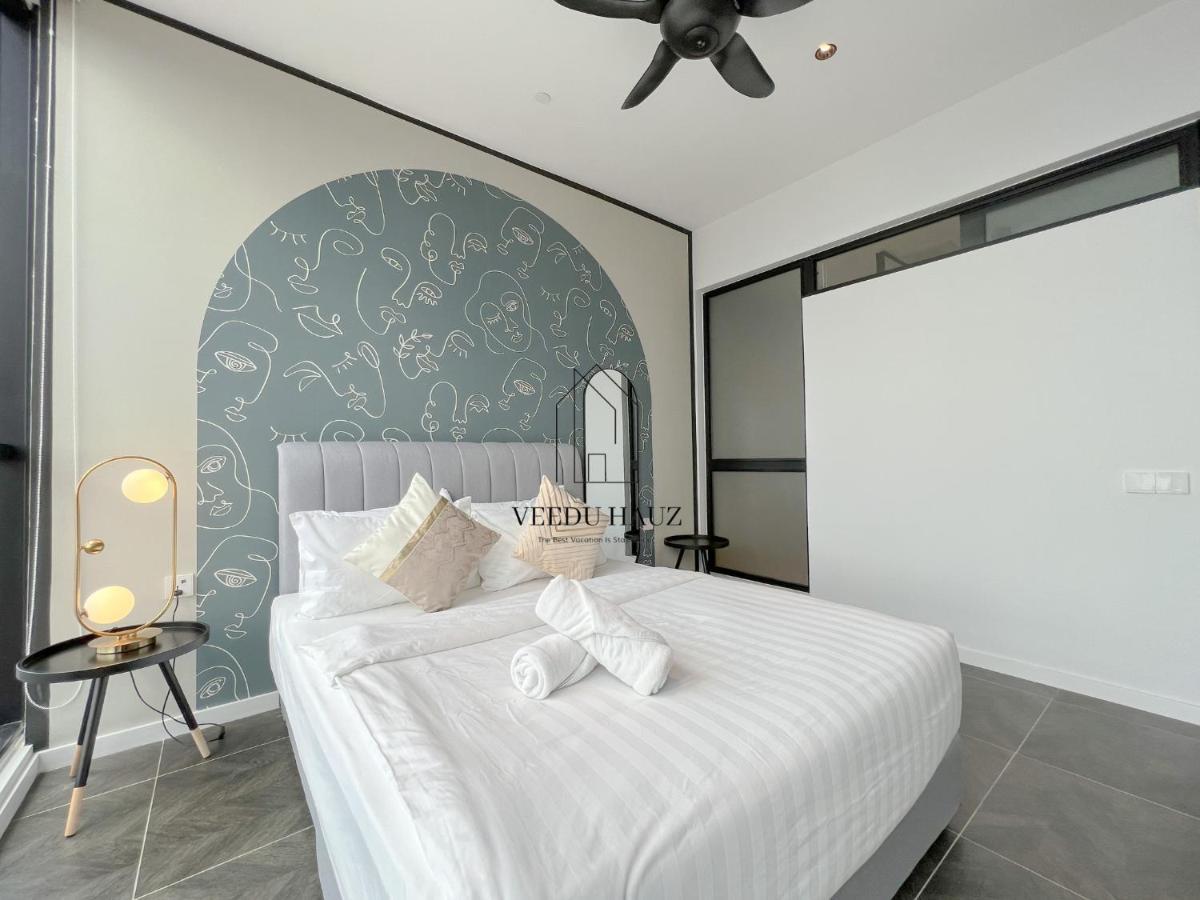 Scarletz Suites At Klcc By Veedu Hauz Kuala Lumpur Ngoại thất bức ảnh