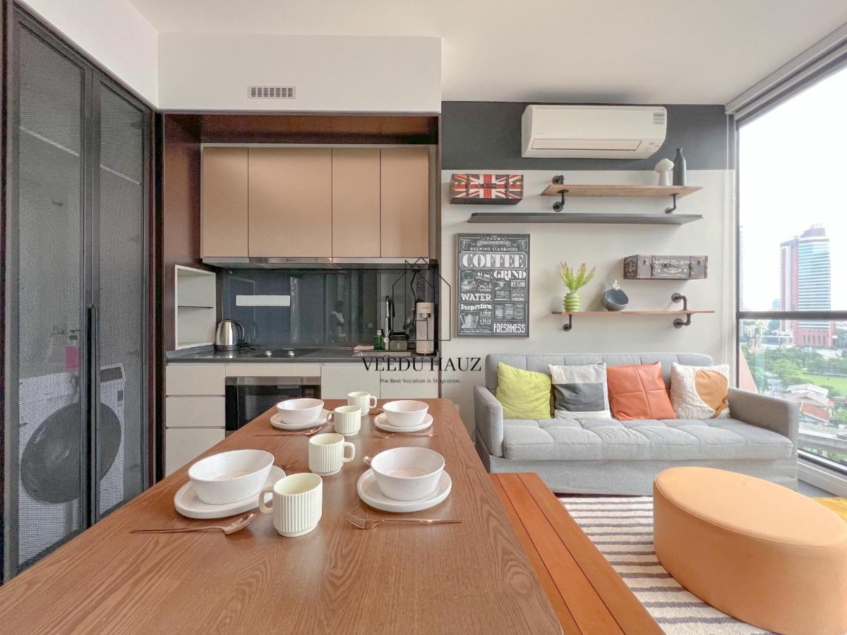 Scarletz Suites At Klcc By Veedu Hauz Kuala Lumpur Ngoại thất bức ảnh